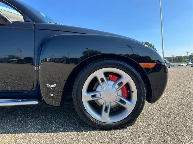 used 2004 Chevrolet SSR car, priced at $24,900