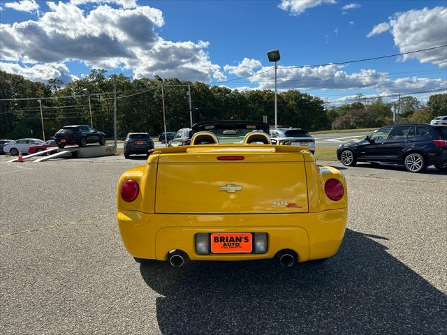 used 2004 Chevrolet SSR car, priced at $26,900