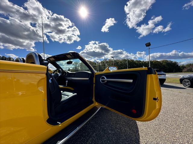 used 2004 Chevrolet SSR car, priced at $26,900