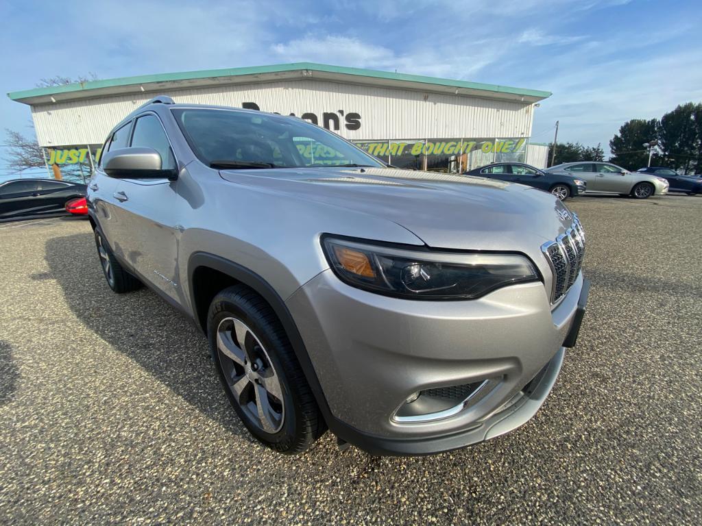 used 2019 Jeep Cherokee car, priced at $27,500