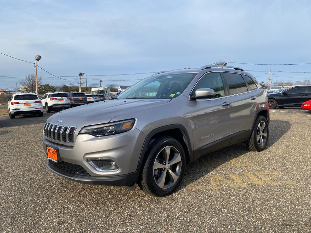 used 2019 Jeep Cherokee car, priced at $27,500