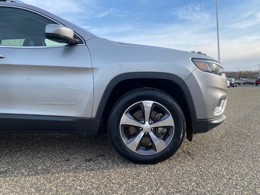 used 2019 Jeep Cherokee car, priced at $27,500