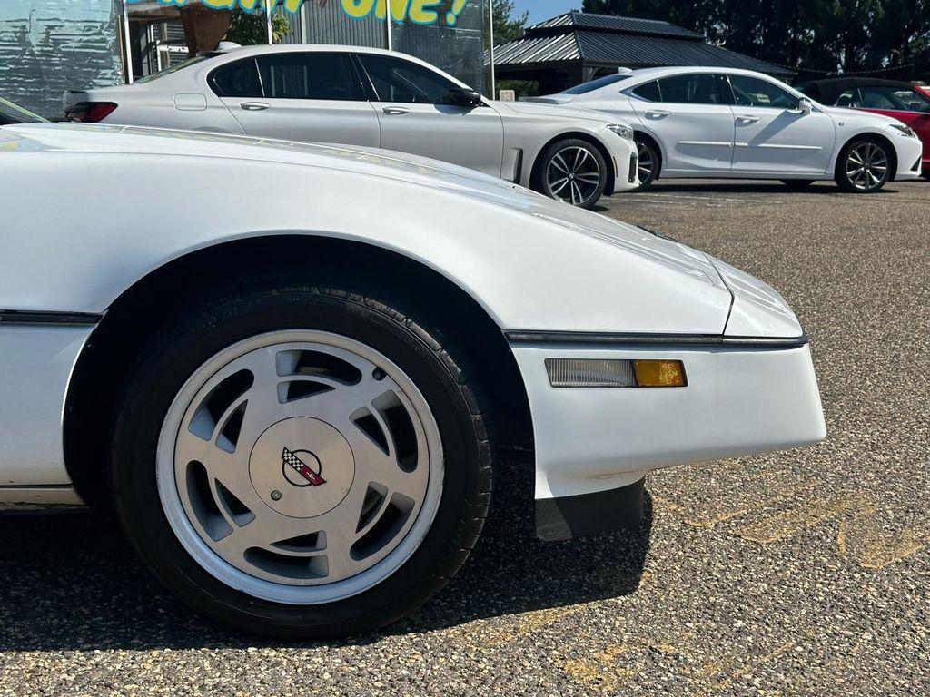used 1989 Chevrolet Corvette car, priced at $13,900