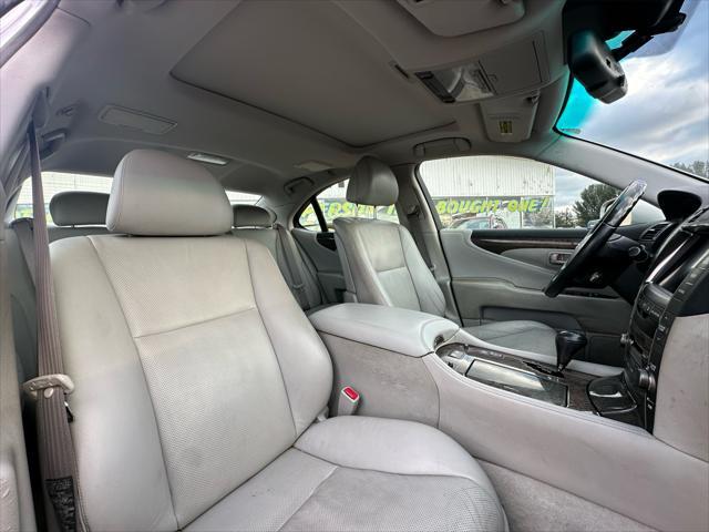 used 2007 Lexus LS 460 car, priced at $11,900