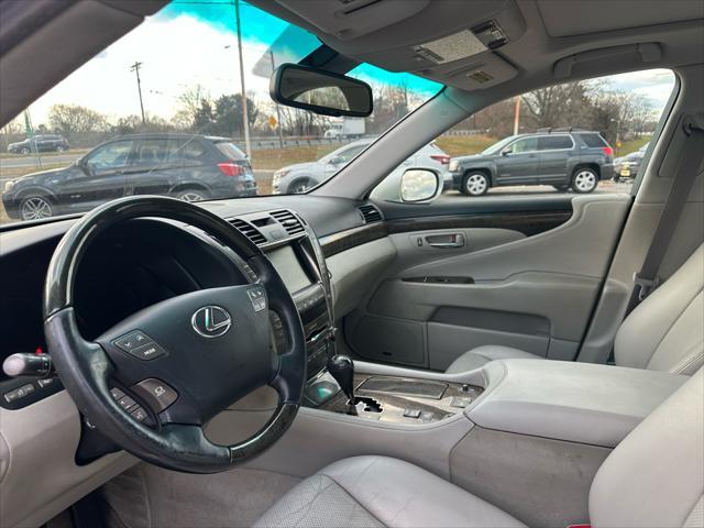 used 2007 Lexus LS 460 car, priced at $11,900