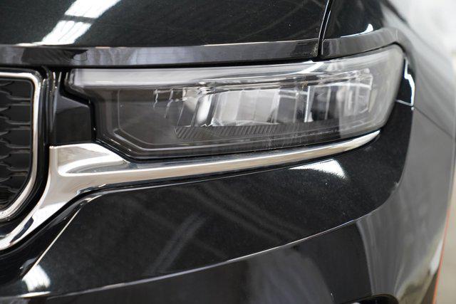 new 2025 Jeep Grand Cherokee car, priced at $48,127