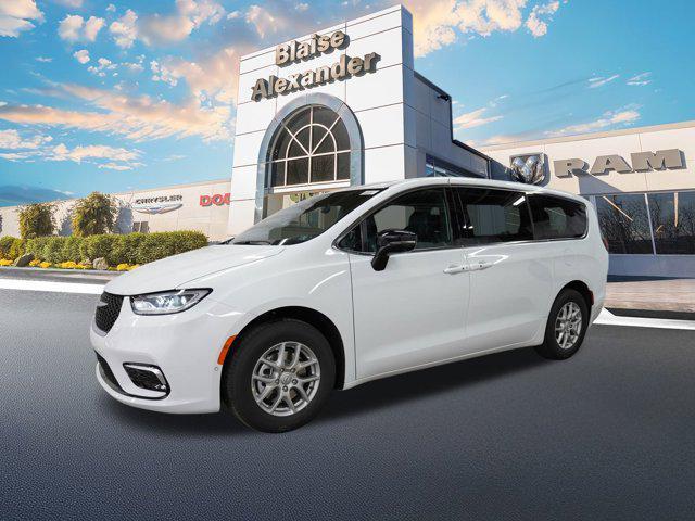new 2026 Chrysler Pacifica car, priced at $43,404