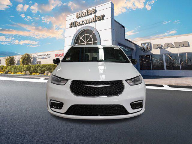 new 2026 Chrysler Pacifica car, priced at $43,404