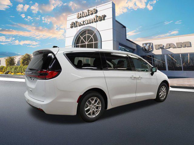 new 2026 Chrysler Pacifica car, priced at $43,404