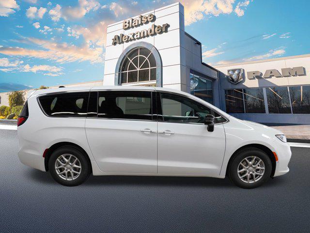 new 2026 Chrysler Pacifica car, priced at $43,404