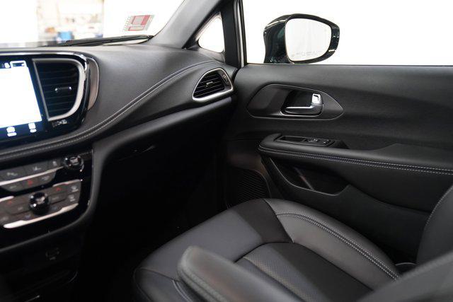 new 2026 Chrysler Pacifica car, priced at $43,404