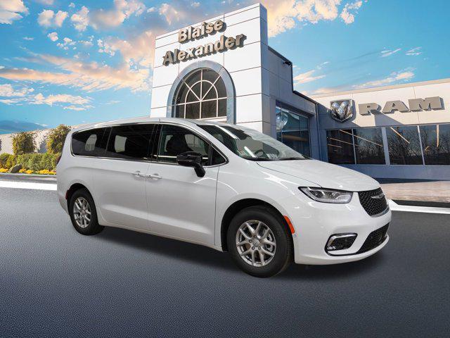 new 2026 Chrysler Pacifica car, priced at $43,404