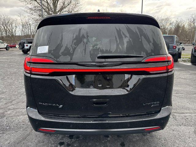 new 2025 Chrysler Pacifica car, priced at $51,040