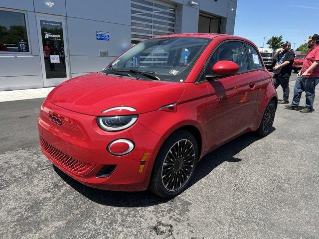 new 2024 FIAT 500e car, priced at $31,095