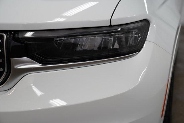 new 2025 Jeep Grand Cherokee L car, priced at $57,866