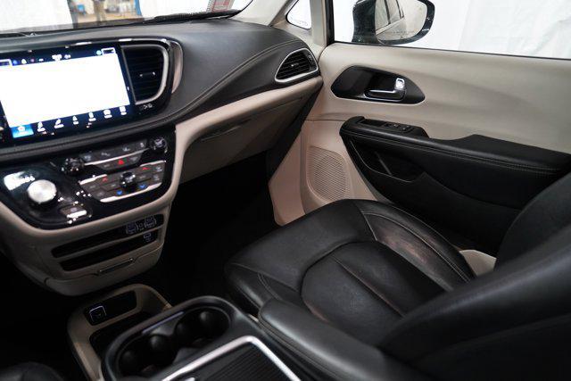 used 2022 Chrysler Pacifica Hybrid car, priced at $26,500