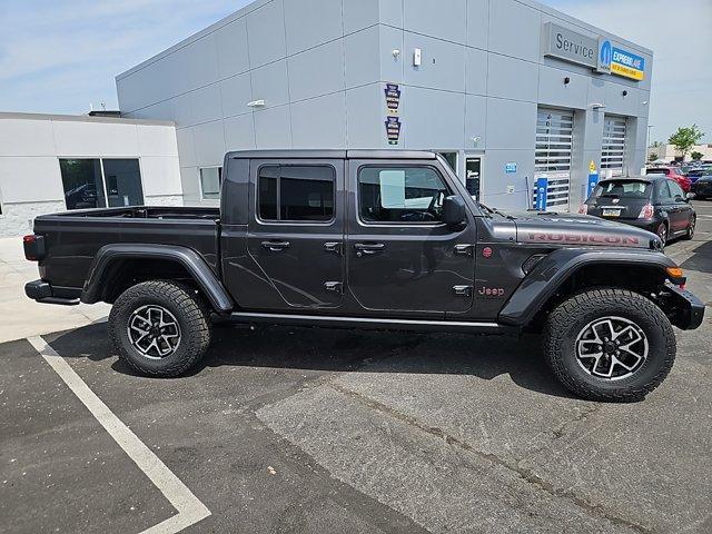 new 2024 Jeep Gladiator car, priced at $58,005