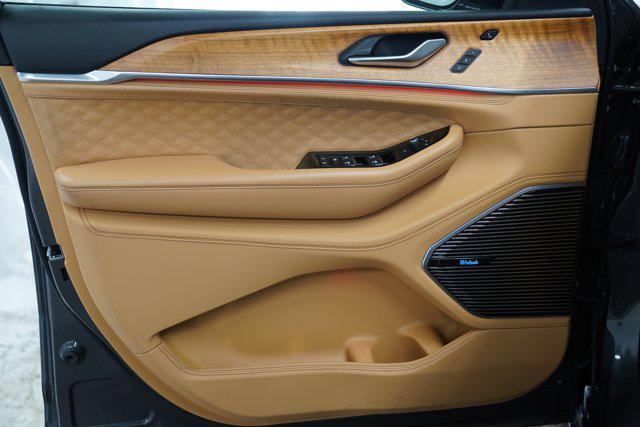 used 2022 Jeep Grand Cherokee car, priced at $45,000