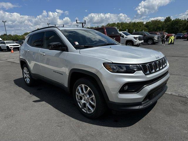 new 2024 Jeep Compass car, priced at $26,359