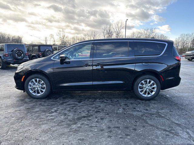 new 2025 Chrysler Pacifica car, priced at $46,315