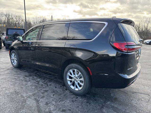 new 2025 Chrysler Pacifica car, priced at $46,315