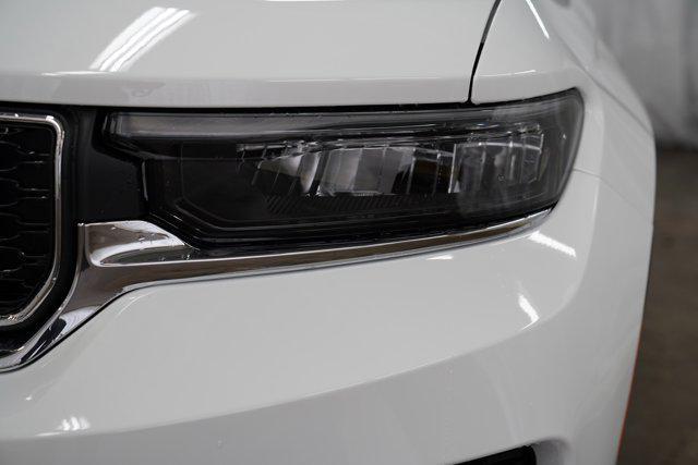 new 2025 Jeep Grand Cherokee car, priced at $39,623