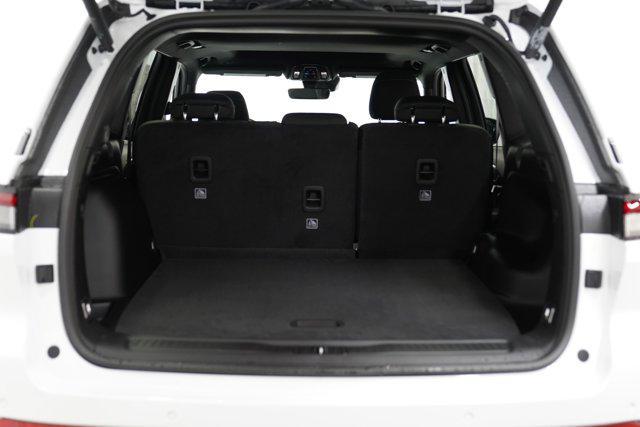new 2025 Jeep Grand Cherokee car, priced at $39,623