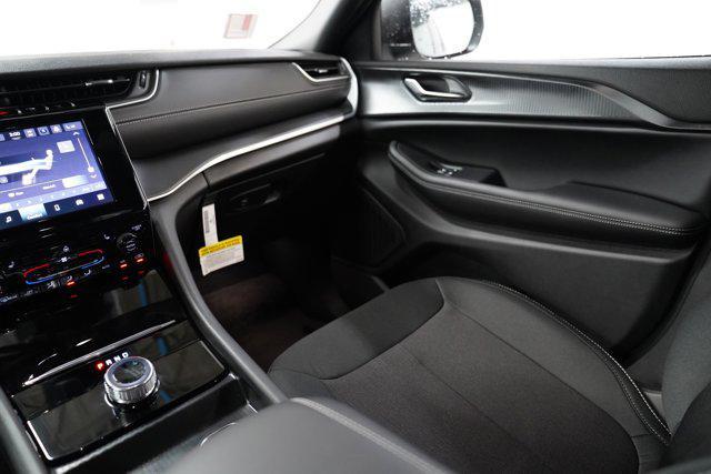 new 2025 Jeep Grand Cherokee car, priced at $39,623