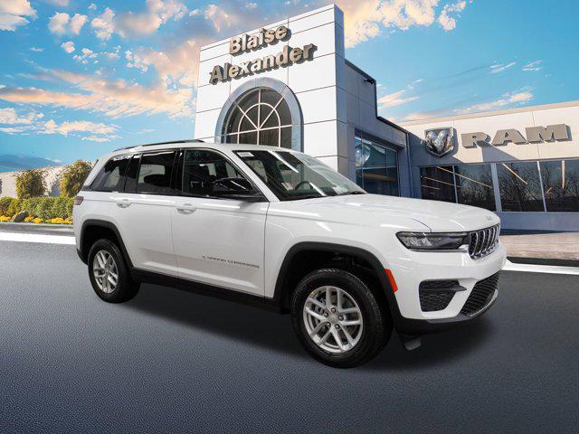new 2025 Jeep Grand Cherokee car, priced at $40,623