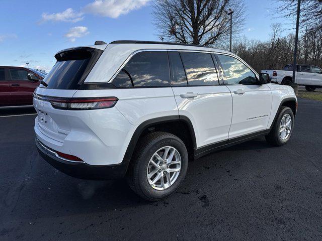 new 2025 Jeep Grand Cherokee car, priced at $39,875