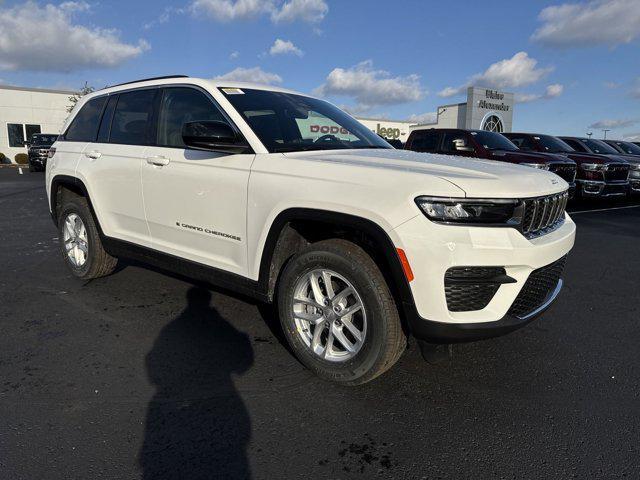 new 2025 Jeep Grand Cherokee car, priced at $39,875