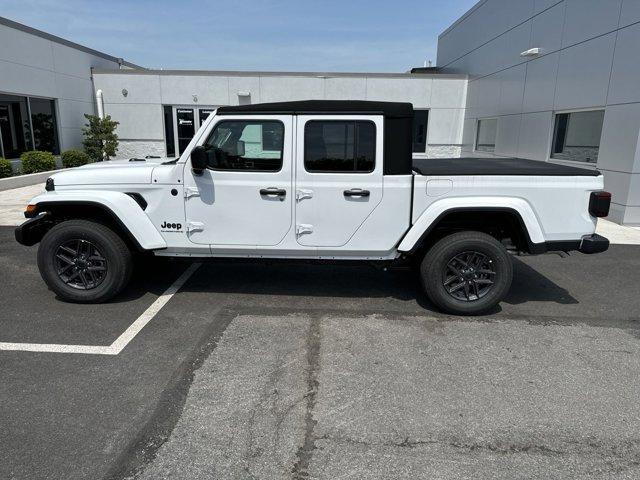 new 2024 Jeep Gladiator car, priced at $44,019