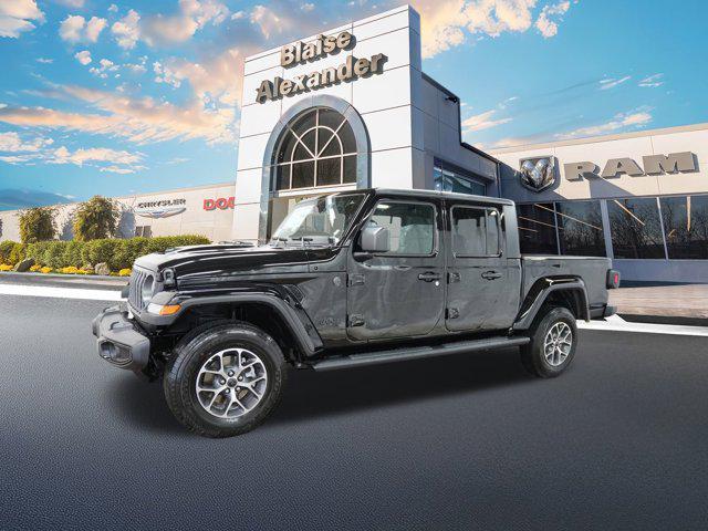 new 2025 Jeep Gladiator car, priced at $48,726