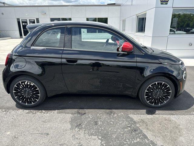 new 2024 FIAT 500e car, priced at $31,095