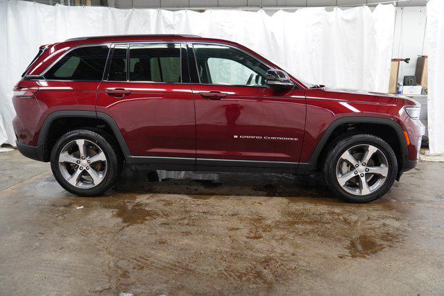 used 2024 Jeep Grand Cherokee car, priced at $38,500