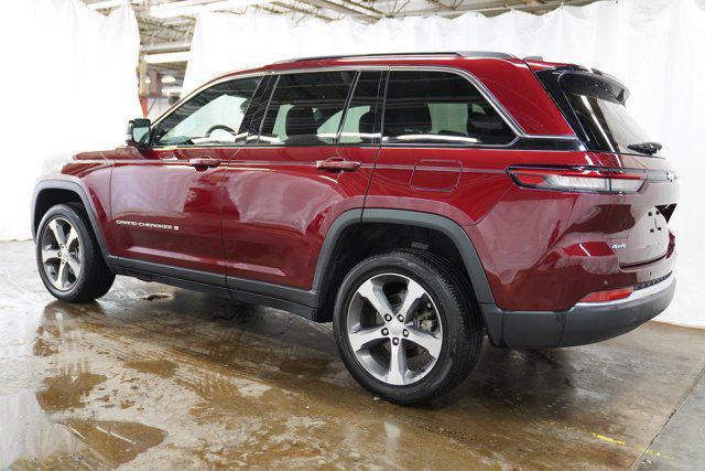 used 2024 Jeep Grand Cherokee car, priced at $38,500