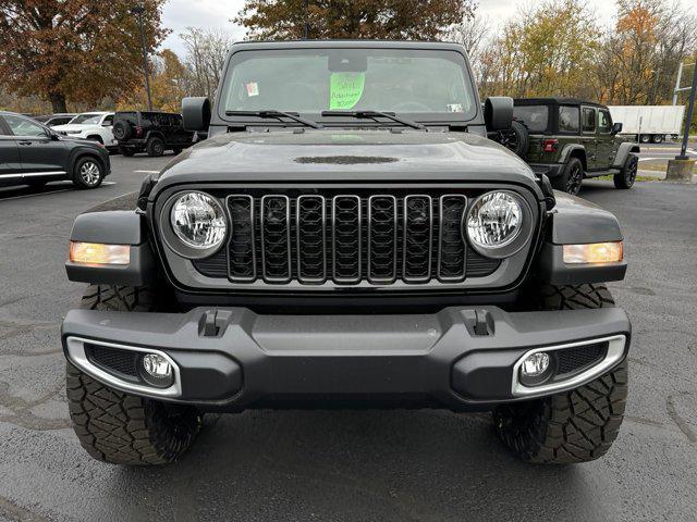 new 2024 Jeep Gladiator car, priced at $62,303