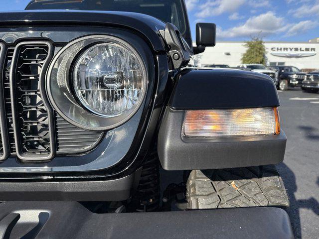 new 2024 Jeep Gladiator car, priced at $61,303