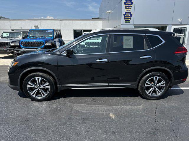 used 2017 Nissan Rogue car