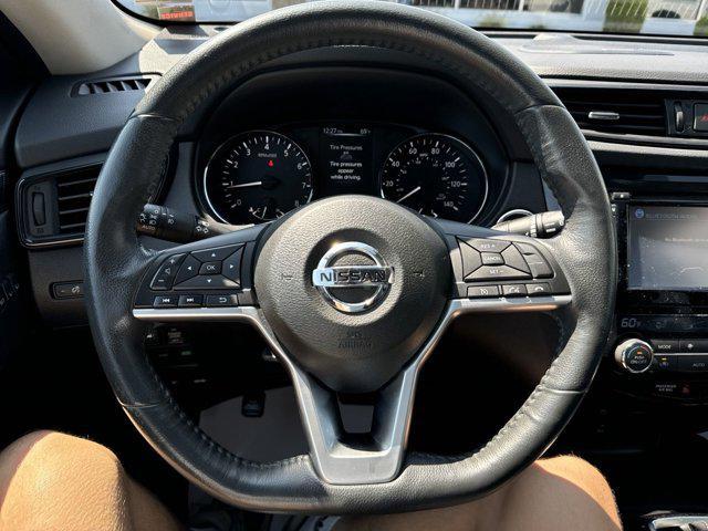 used 2017 Nissan Rogue car