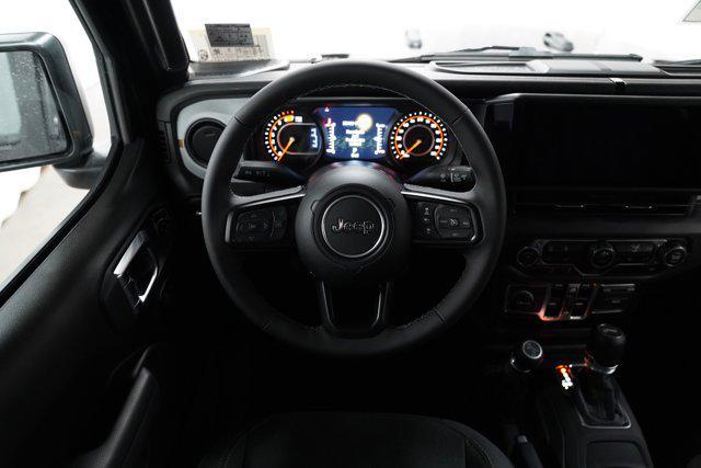 new 2025 Jeep Wrangler car, priced at $45,702