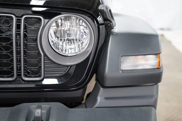 new 2025 Jeep Wrangler car, priced at $45,702