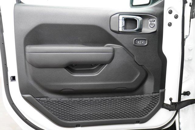 new 2025 Jeep Gladiator car, priced at $45,970