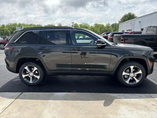 new 2024 Jeep Grand Cherokee car, priced at $45,360