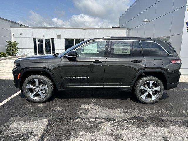 new 2024 Jeep Grand Cherokee car, priced at $45,360