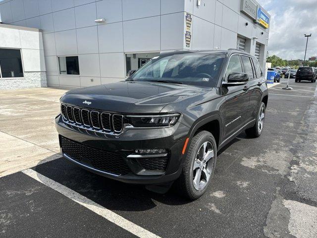 new 2024 Jeep Grand Cherokee car, priced at $45,360