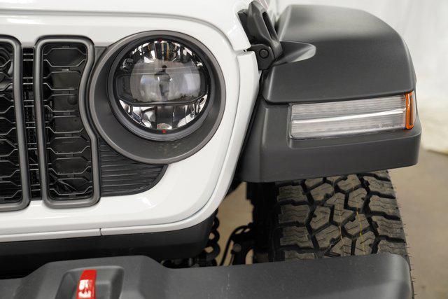 new 2025 Jeep Gladiator car, priced at $54,340