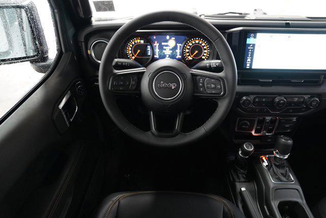 new 2025 Jeep Gladiator car, priced at $48,627