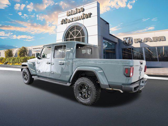 new 2025 Jeep Gladiator car, priced at $48,627