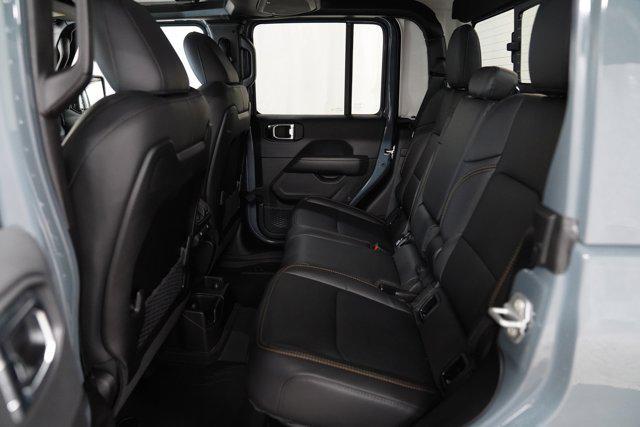 new 2025 Jeep Gladiator car, priced at $48,627